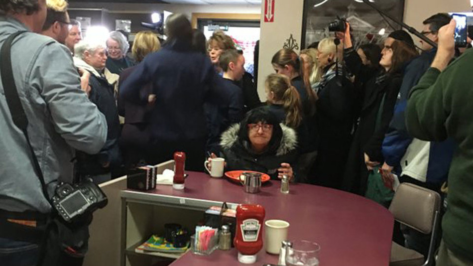 breakfast_lady_carly_fiorina_campaign.jpg