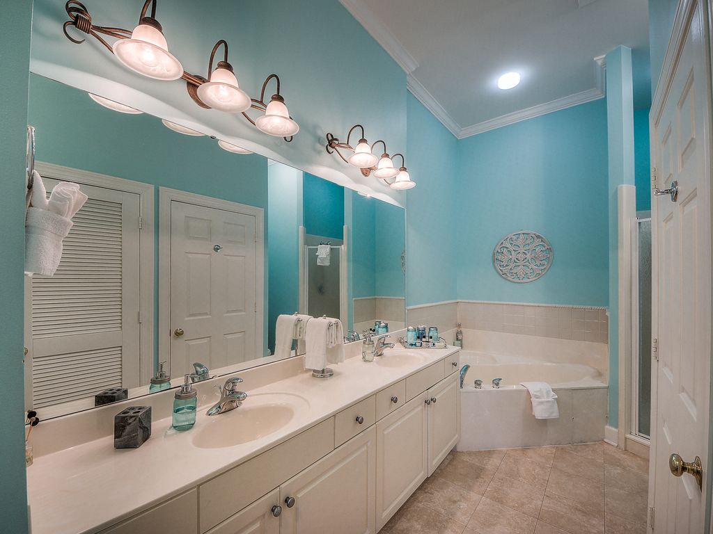 Magnolia Master Bath.jpg